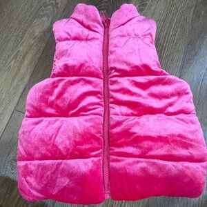 Gymboree Velvet Puffer Vest Hot Pink 5-6, perfect for holidays & cold weather